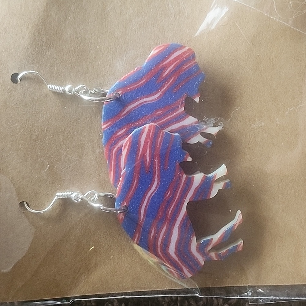 NEW Buffalo Bills Ornament, Bottle Opener & Earrings - Picture 3 of 8